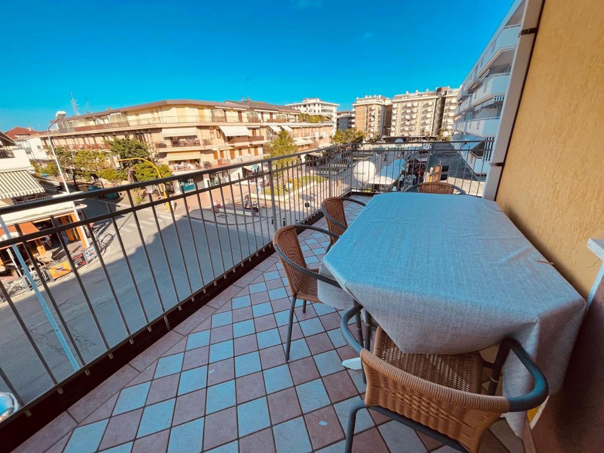 Family Piazza Milano -